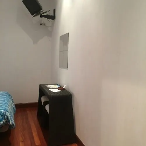 招待所 潘神科卡毕旅馆 *